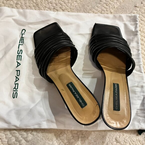 Chelsea Paris Sandals - Picture 5 of 6